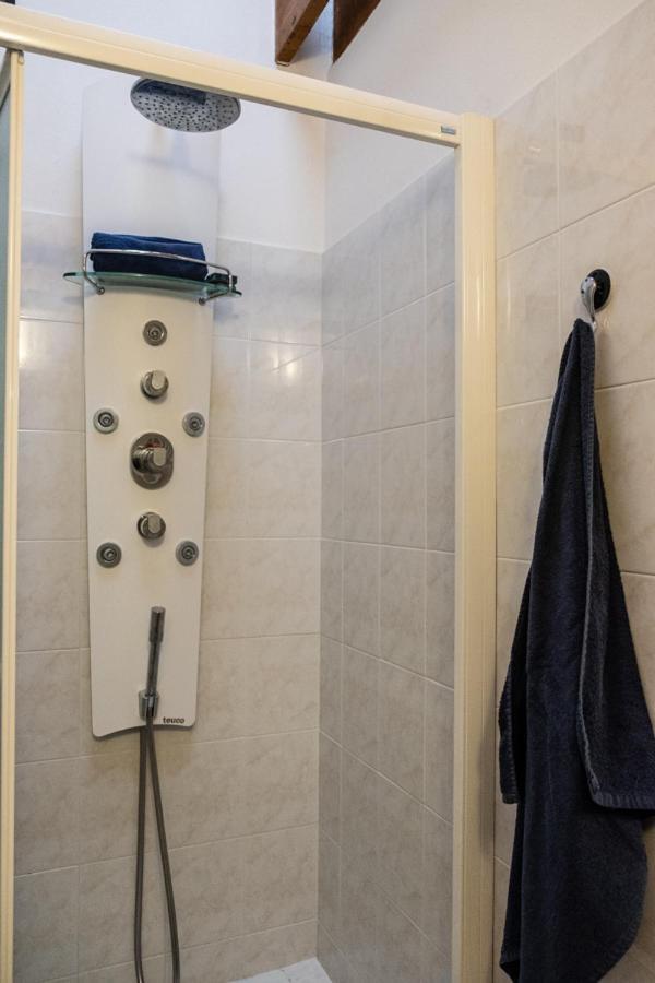 Apartamento Monolocale Vicino Milano Cir 00014 Lodi Exterior foto